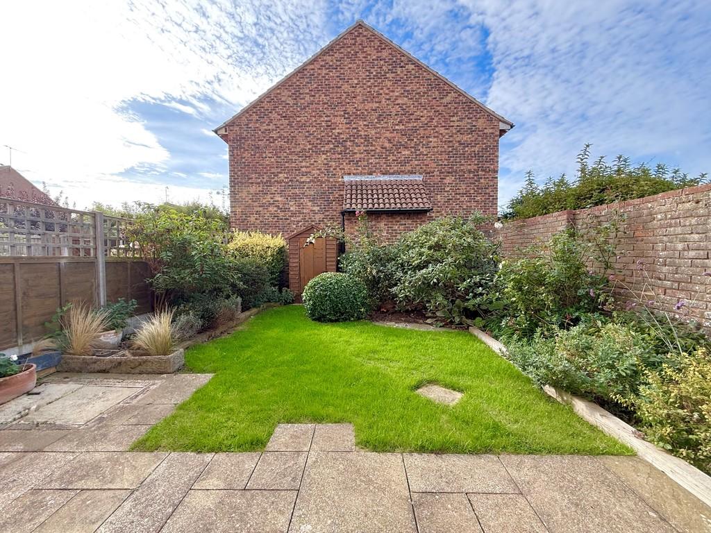 11 Wakehurst Place Rear Garden 1