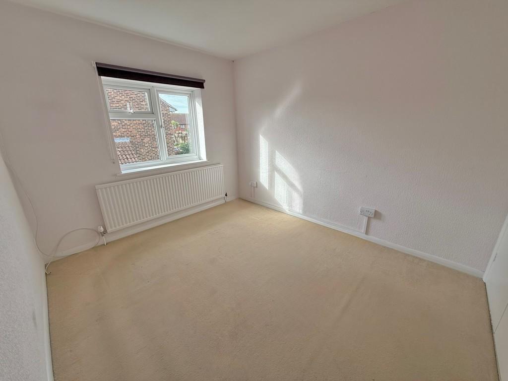 11 Wakehurst Place Bed1 1