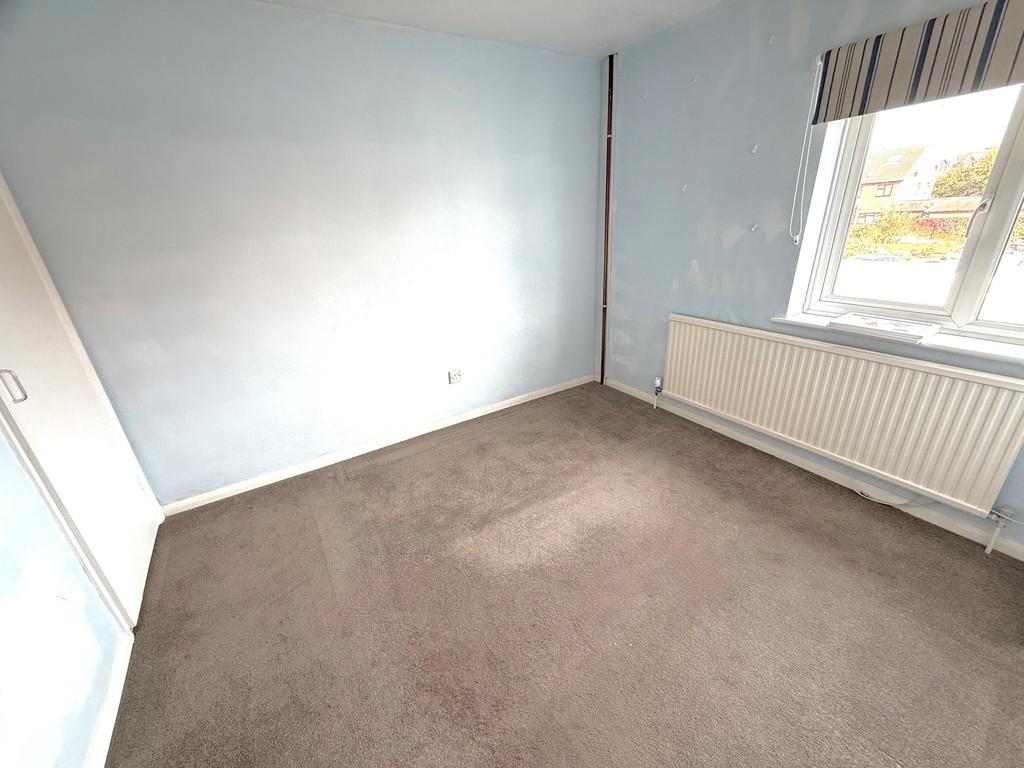 11 Wakehurst Place Bed 2