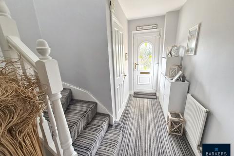 3 bedroom detached house for sale, Knightsbridge Walk, Bradford