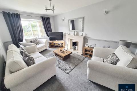 3 bedroom detached house for sale, Knightsbridge Walk, Bradford