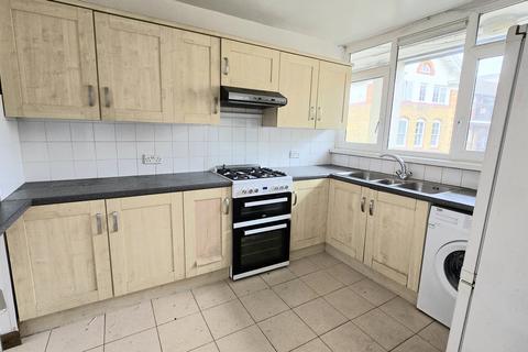 3 bedroom maisonette for sale, Anchor House, Old Street, London, EC1V