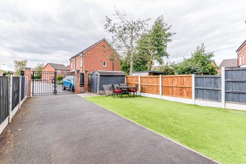 3 bedroom semi-detached house for sale, Calderbank Avenue, Flixton, Manchester, M41