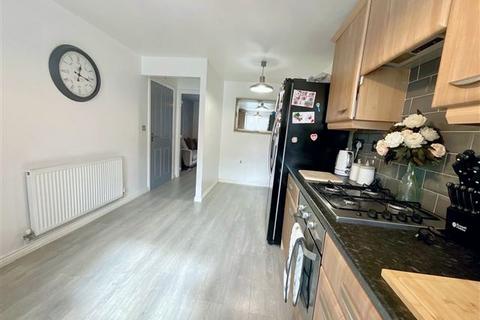 3 bedroom semi-detached house for sale, Jasmine Gardens, Swallownest, Sheffield, Rotherham, S26 4QD