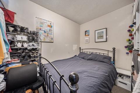 undefined, Paxton Road, London