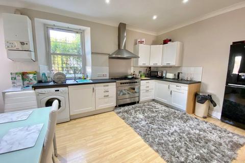 2 bedroom terraced house to rent, Ardmore, Asheldon Road, Torquay