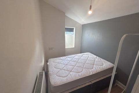 2 bedroom flat to rent, 15 Northcote Street, Bristol BS5