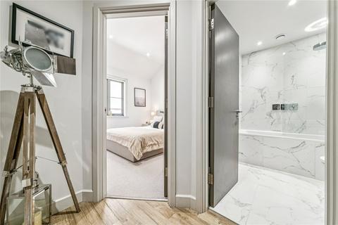 1 bedroom apartment for sale, Holt Gardens, SW17