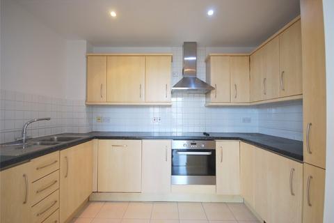 3 bedroom flat to rent, Boardwalk Place, London