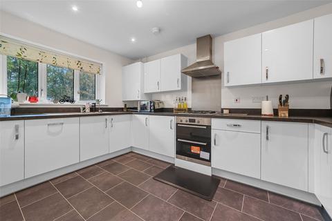 4 bedroom semi-detached house for sale, Leverett Way, Saffron Walden, Essex, CB10