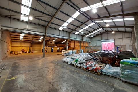 Industrial unit to rent, Station Pl Forfar DD8 3TB