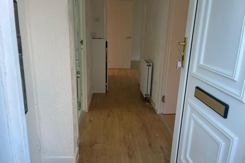 undefined, Linwood Terrace, Hamilton, South Lanarkshire, ML3