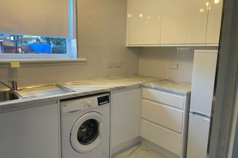 undefined, Linwood Terrace, Hamilton, South Lanarkshire, ML3