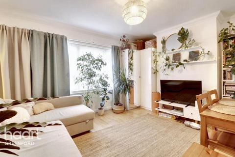 3 bedroom maisonette for sale, Browning Avenue, London