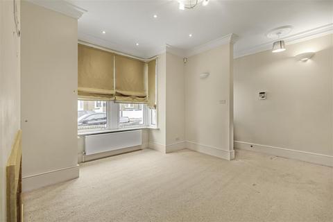 4 bedroom terraced house for sale, London NW10