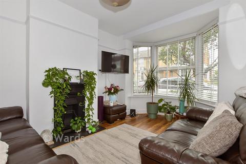 3 bedroom terraced house for sale, Holland Road, Maidstone, Kent