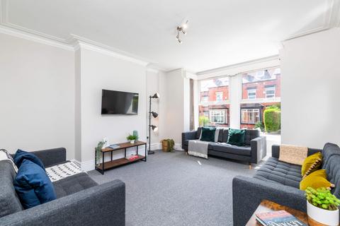 Headingley Avenue, Leeds LS6