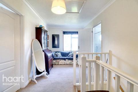 3 bedroom semi-detached house for sale, Main Road, Biggin Hill