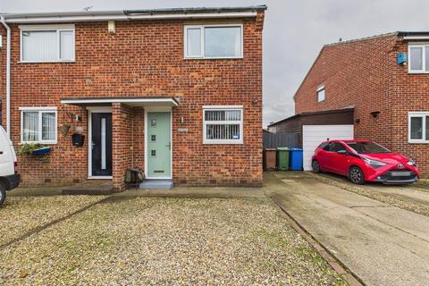 2 bedroom semi-detached house for sale, Rosewood Close, Bridlington