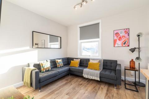6 bedroom house to rent, Harold Terrace, Leeds LS6
