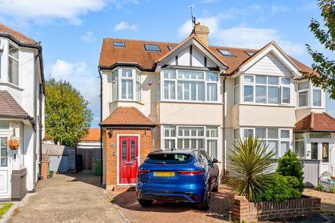 21 Haslam Avenue, Sutton, SM3 9ND