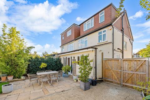 21 Haslam Avenue, Sutton, SM3 9ND
