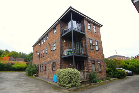 1 bedroom ground floor flat for sale, Carrbrook Drive, Royton, OL2