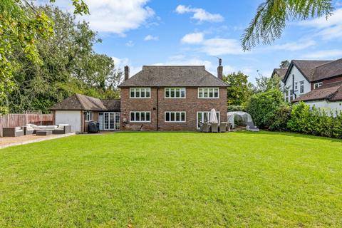 3 bedroom detached house for sale, Tadworth Street, Tadworth KT20