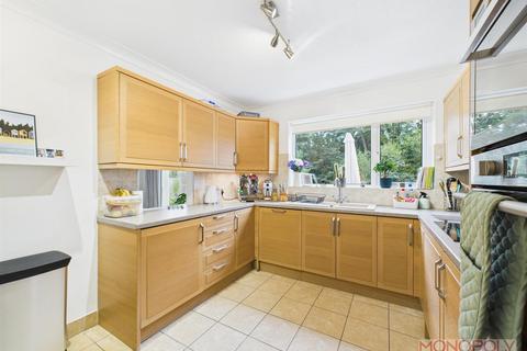 67 Bodwyn Crescent, Gresford, Wrexham, LL12 8NQ