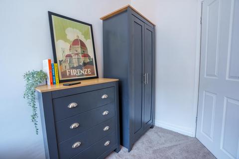 4 bedroom house to rent, Park View Grove, Leeds LS4
