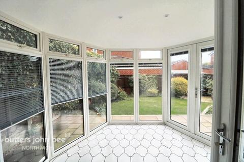 3 bedroom detached house for sale, Hewitt Grove, Northwich