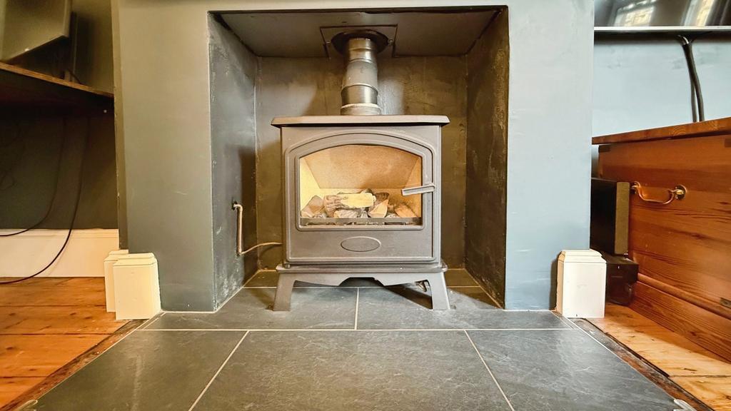 Log burner