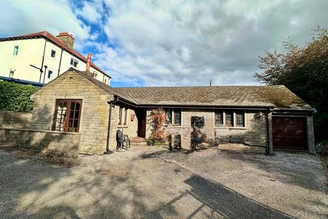 2 bedroom bungalow for sale, Dudwell Lane, Skircoat Green, Halifax