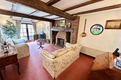 2 bedroom bungalow for sale, Dudwell Lane, Skircoat Green, Halifax