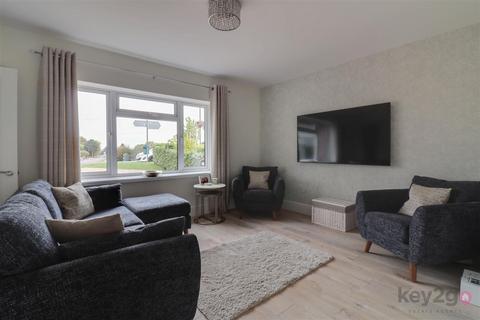 4 bedroom semi-detached house for sale, Main Road, Marsh Lane, Sheffield, S21