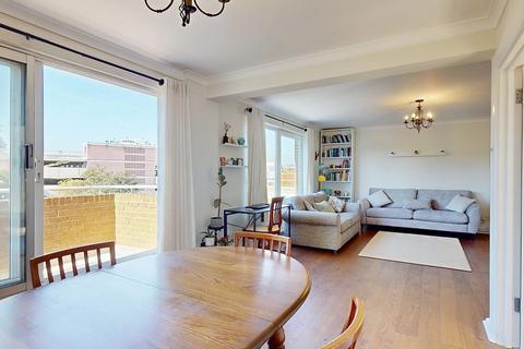 2 bedroom apartment for sale, Church Road, Richmond