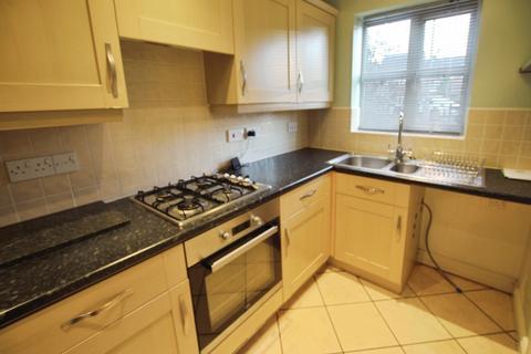 2 bedroom townhouse for sale, Shire Road, Morley, LS27