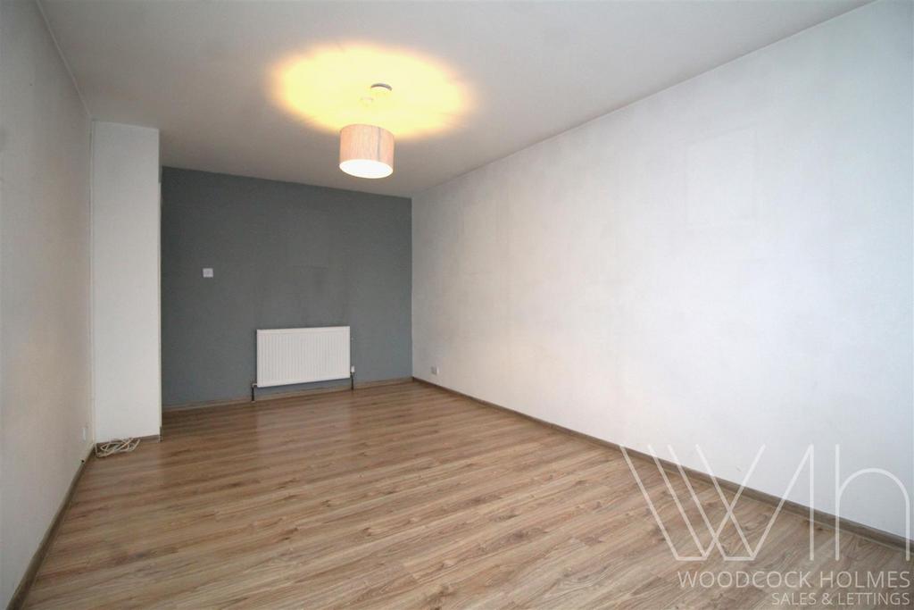 Living room image 1 .JPG