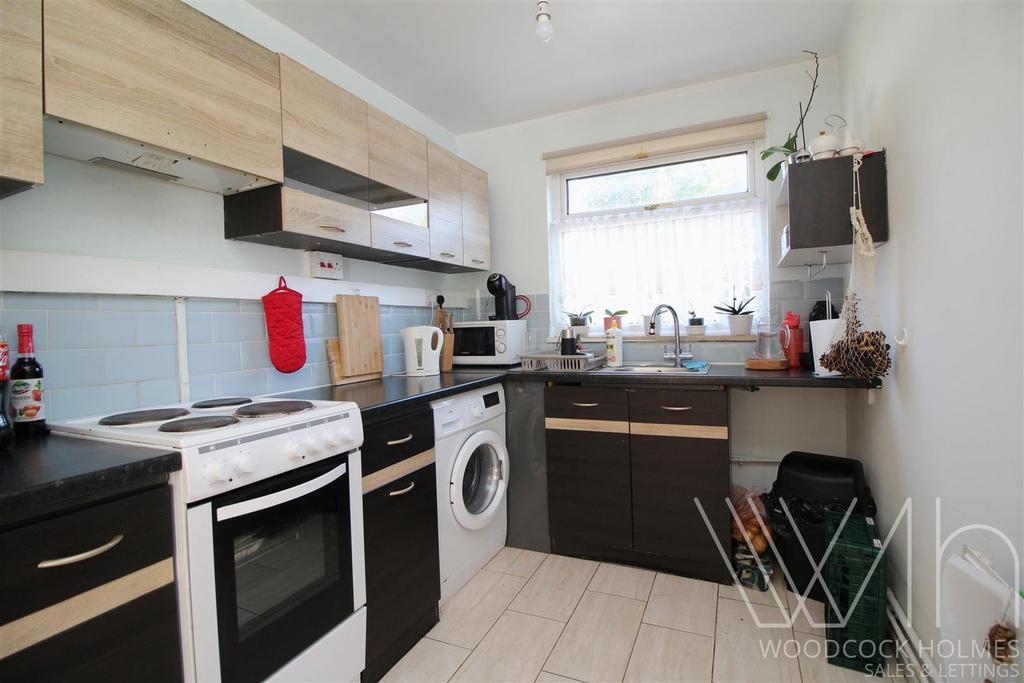 Kitchen  1.JPG