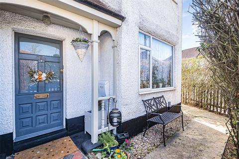 73b Albemarle Gardens, New Malden, KT3 5BB