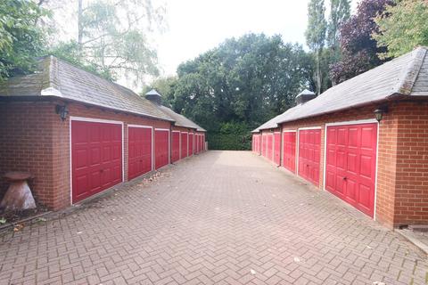 2 bedroom flat for sale, Oldnall Road, Kidderminster, DY10