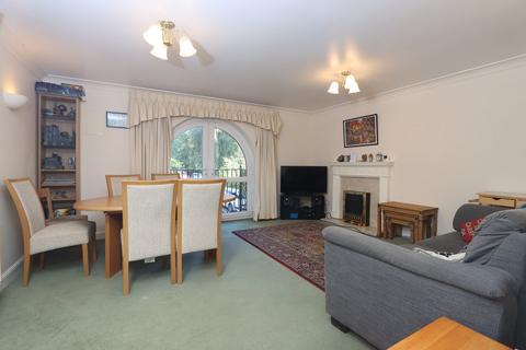 2 bedroom flat for sale, Oldnall Road, Kidderminster, DY10
