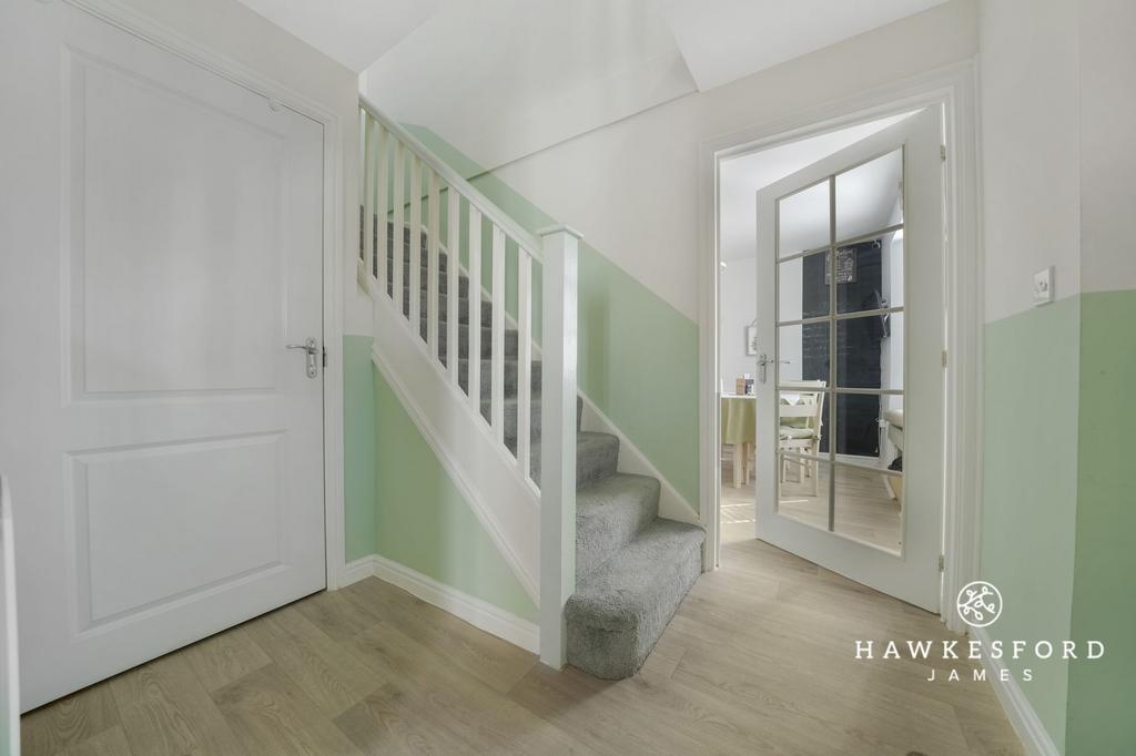 Ringlet Grove, Iwade - Entrance hall
