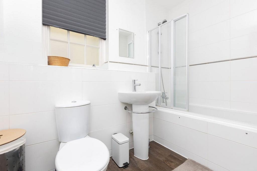 Bedroom 2 En-suite Bathroom