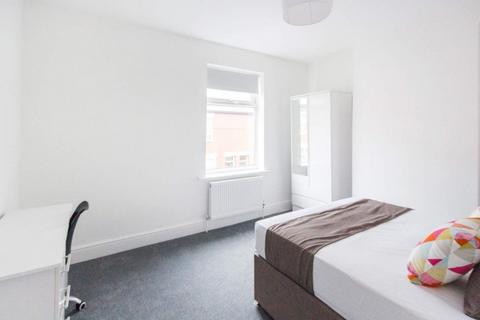 undefined, Lyndhurst Street, Salford, M6