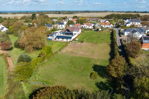 4 bedroom detached house for sale, Route De Farras, Forest, Guernsey