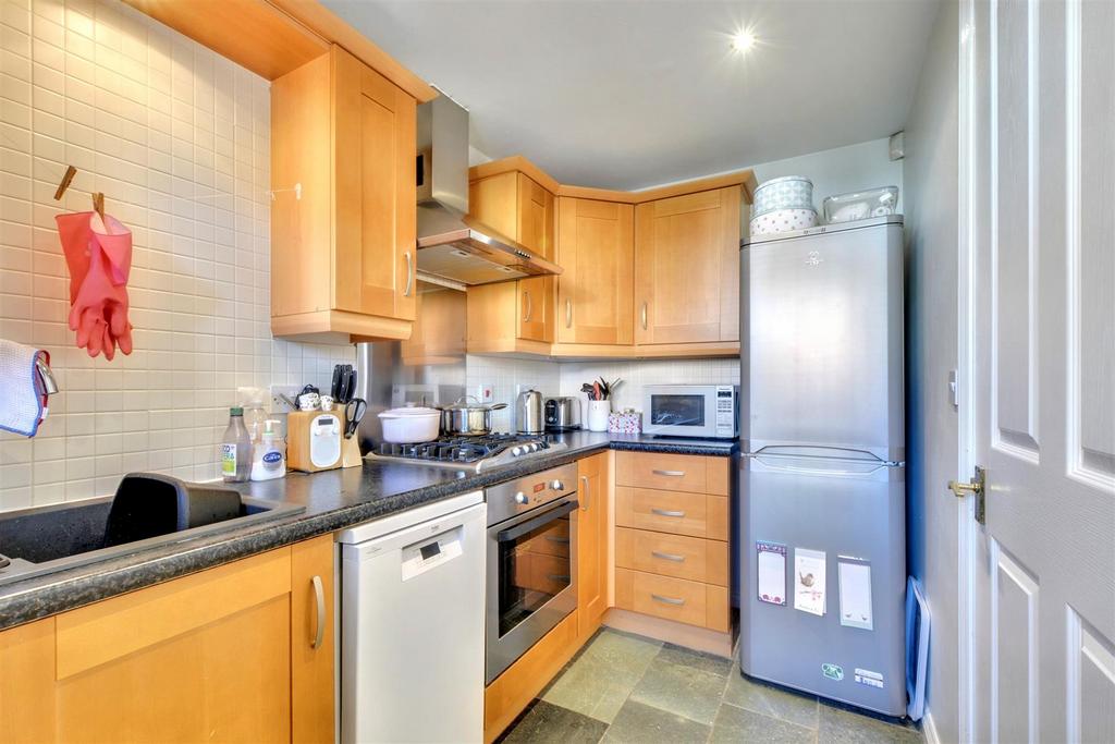 Kitchen 1.jpeg