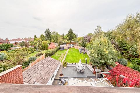 4 bedroom detached house for sale, Holmwood Avenue, Just off St Johns Avenue, Kidderminster, DY11 --NO CHAIN--