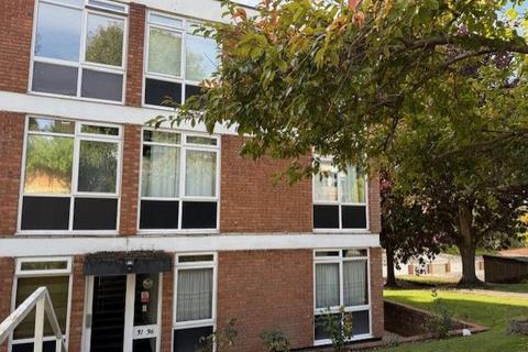 The Pines, Purley, CR8 2DZ