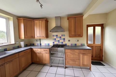 3 bedroom semi-detached house to rent, Bowring Green, South Oxhey